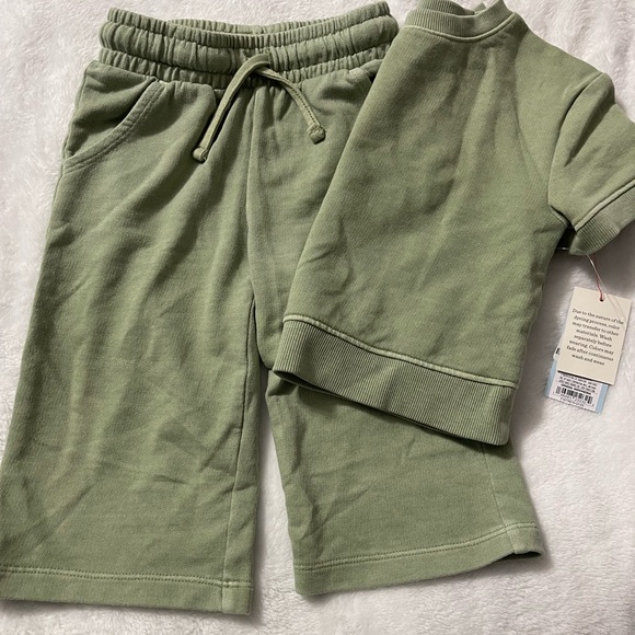 Cat & Jack Other - Toddler Girls Sage Green Wide Leg Pants & Short Sleeve Top- Cat & Jack